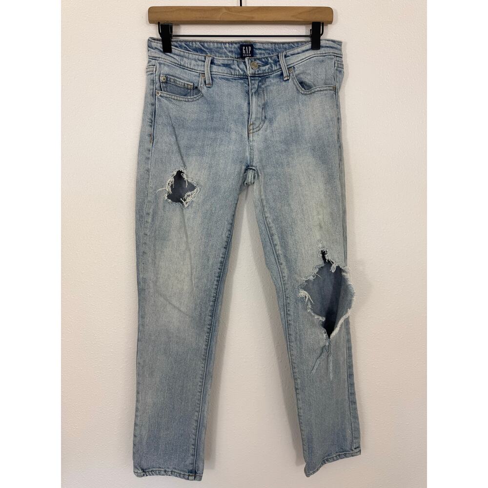 GAP Girlfriend Jeans Light Wash Distressed Ripped Knee Denim Size 26